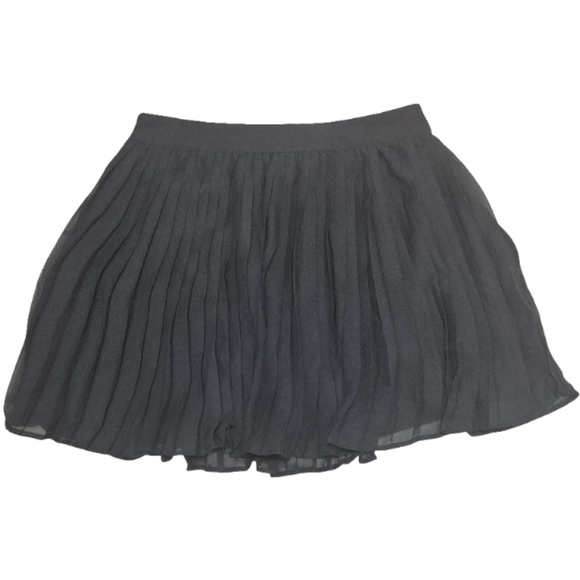 Central Park West Black Mini Skirt. *With Pockets - Picture 3 of 7